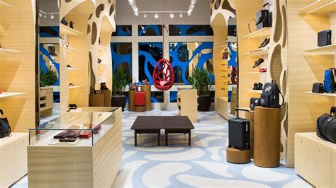 Louis Vuitton a Porto Cervo: orari, mappa e sconti 